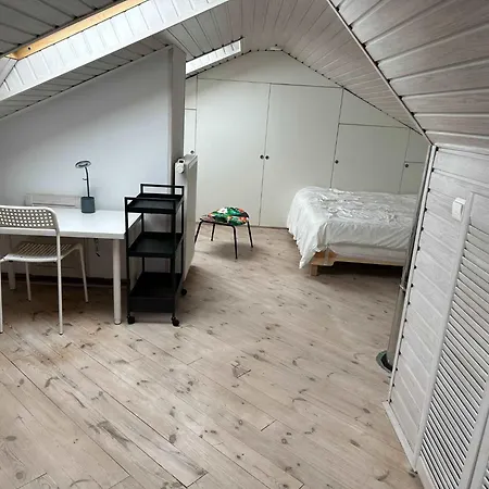 דירה Spacious 3city With Two Bedrooms And Desk By Renters